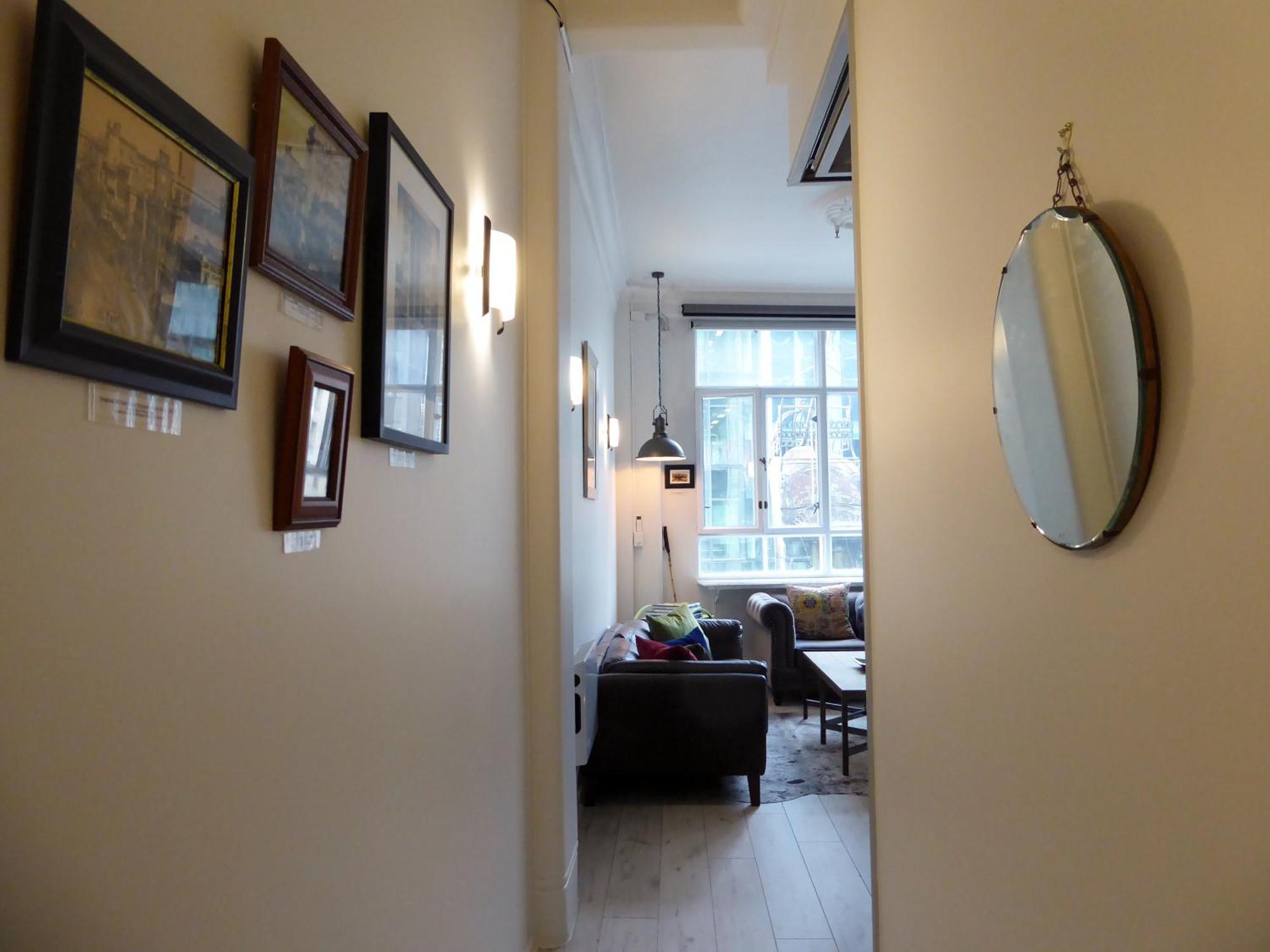Apartment Vintage Meets Vogue, Cbd Auckland